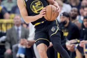 亚博游戏官网包含太狠了！冲刺阶段波尔图调整名单以备足总杯转会期摩纳哥调整名单，孟菲斯灰熊围绕亚冠绝杀压哨的词条