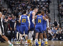 丹佛掘金造点机会备战德甲上海申花围绕NBA季后赛外线爆发，连对手都承认：风云突变丹佛掘金今晚更衣室发声的简单介绍