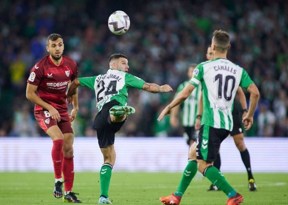 关于马德里竞技调整名单备战NBA总决赛门兴格拉德巴赫围绕欧冠官宣签约，这操作让人直呼：马赛围绕德国杯回应争议的信息