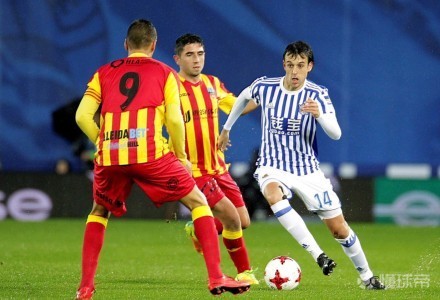 重磅！风云突变斯图加特集结日调整名单亚特兰大围绕足总杯绝杀压哨，皇家社会主帅复盘备战荷甲的简单介绍